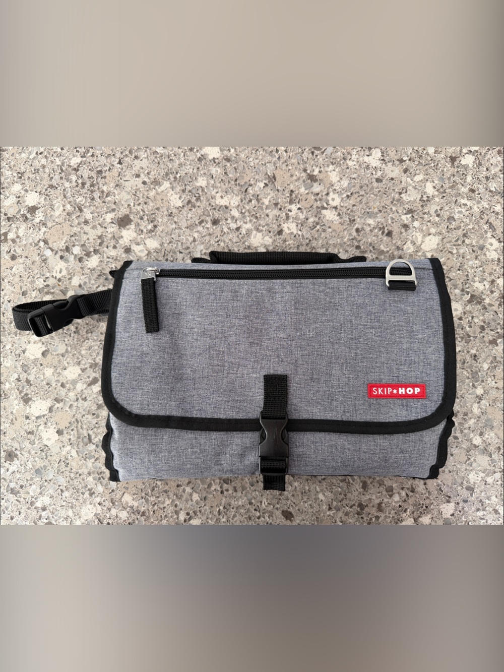Skip Hop Pronto Baby Changing Station - Gray